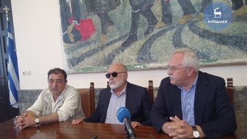 Π. Κουρουμπλής: Η Ευρώπη πρέπει να  ανακρούσει πρύμναν