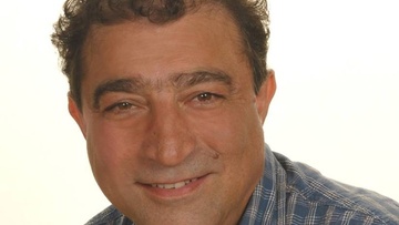 Ο Τάκης Μιχαηλίδης υποψήφιος με τη «Νέα Μέρα για τη Ρόδο» του Στράτου Καρίκη