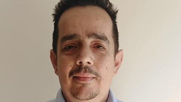 Ο Θεόδωρος Παπαθεοδώρου υποψήφιος με τον Στράτο Καρίκη