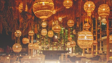 Night opening για το Ronda beach bar 