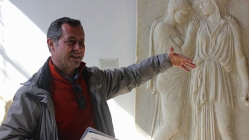 Δημήτρης Σαλαχούρης: Οι τουρίστες φέτος είναι ακόμα πιο φτωχοί!