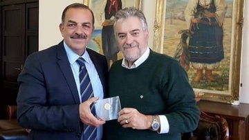 Τιμητική διάκριση  σε συμπολίτη μας για προβολή και διαφήμιση του νησιού