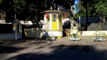 Το περιπτεράκι της πλατείας Ρίμινι...