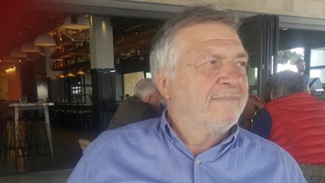Νίκος Μιχαλάκης: «Αυτή τη στιγμή στη Ρόδο πνίγομαι στη δουλειά»!