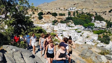 Πόλος έλξης η Ρόδος για Γάλλους δημοσιογράφους