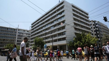 Με εννέα ελαφρύνσεις το νέο τοπίο στη φορολογία