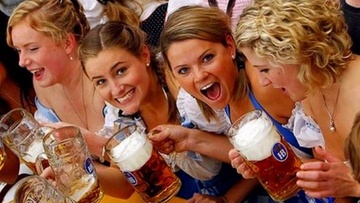 Μηδενική αύξηση στα τουριστικά έσοδα προβλέπει η ΕΤΕ