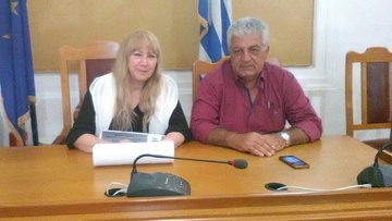 Ένα ξεχωριστό αφιέρωμα  στον Μάνο Ελευθερίου από την  Ίριδα Μαυράκη 