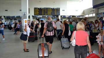 Χρεοκόπησε Άγγλος tour operator, με πρόγραμμα και στην Ελλάδα