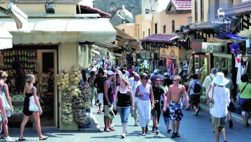 2019:  η χρονιά της… «διόρθωσης» για τον τουρισμό!