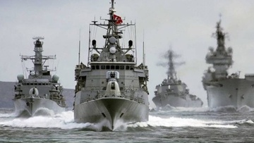 Ένταση στο Αιγαίο: Ελληνικά πολεμικά απέναντι από τουρκικά στο Καστελλόριζο
