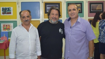 Συνεχίζεται η φωτογραφική έκθεση με τίτλο “Διπλή Ματιά” από τον Γιώργο Πάττα και τον Νίκο Χατζηκαλημέρη