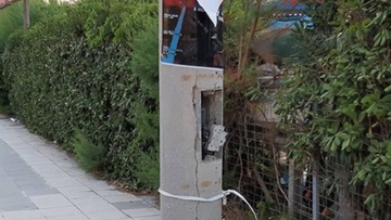 Κολώνες φωτισμού του φόβου και του τρόμου στη Ρόδο