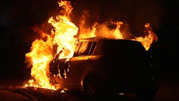 Τραγωδία στη Ρόδο: Βρέθηκε απανθρακωμένος μέσα σε ιχ αυτοκίνητο στην περιοχή Χαράκι