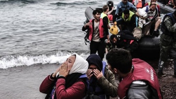 Μαζικές αποβιβάσεις προσφύγων και μεταναστών στα Δωδεκάνησα