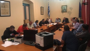 Συνάντηση του δημάρχου Λέρου με τους ιδιοκτήτες ταξί για την ίδρυση νέου σωματείου