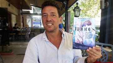 Ο Ιταλός που έγραψε βιβλίο για την περίοδο που η Ρόδος ήταν το κέντρο του κόσμου!