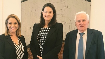 Συνάντηση εργασίας της Μίκας Ιατρίδη με τη Νίκη Κεραμέως, για τα ζητήματα παιδείας στα Δωδεκάνησα