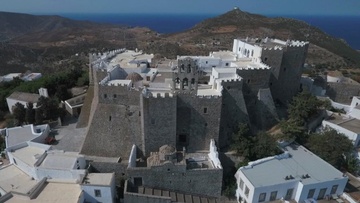 Δικαιώνεται από τα δικαστήρια η Ιερά Μονή της Πάτμου για το ιδιοκτησιακό καθεστώς ακινήτων