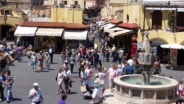 Με θετικό πρόσημο 0,22% η σεζόν στη Ρόδο