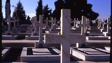 Τελικά πόσοι έχουν κλειδί για το νεκροταφείο της Ρόδου;