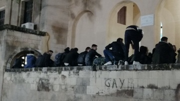 Δύο Ρώσοι μετέφεραν  στη Ρόδο 62 πρόσφυγες