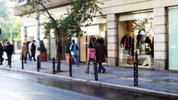 Δεν απέδωσαν οι ενδιάμεσες εκπτώσεις στη Ρόδο