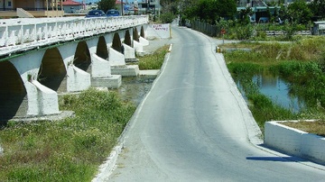 Διπλής κατεύθυνσης προτείνει να γίνει η γέφυρα της Κρεμαστής το τοπικό συμβούλιο