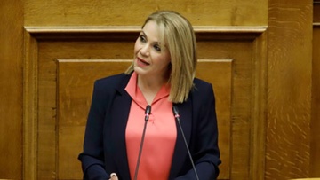 Μίκα Ιατρίδη για την Παγκόσμια Ημέρα Εξάλειψη βίας κατά των Γυναικών:  "Είμαστε δυνατές γιατί είμαστε όλες μαζί"
