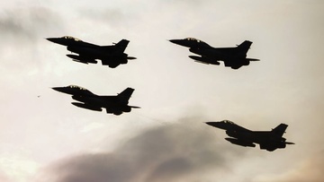 Οργίασε η τουρκική προκλητικότητα πάνω από το Αιγαίο: 98 παραβιάσεις και εννέα εικονικές αερομαχίες