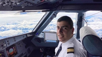 Ο Ροδίτης πιλότος είναι ο Βενιαμίν της Aegean!