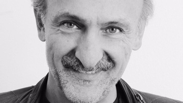 Ο σκιτσογράφος Ανδρέας Πετρουλάκης μιλά στη «Ροδιακή» για τα χρόνια που έζησε στη Ρόδο