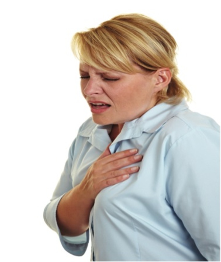 Οι γυναίκες εκδηλώνουν στηθαγχικούς πόνους ή έμφραγμα του μυοκαρδίου συνήθως μετά την εμμηνόπαυση, που οφείλονται πολλές φορές σε σπασμό των αρτηριών της καρδιάς και όχι στις στενώσεις (βουλώματα) των αρτηριών
