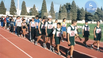 Flashback: Παρέλαση αθλητών το 2000 στα Διαγόρεια