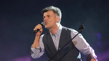 Ο Φοίβος Δεληβοριάς έγραψε τραγούδι για την Ελένη Τοπαλούδη που δολοφονήθηκε στη Ρόδο