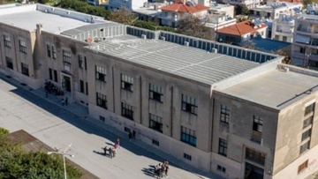 ΚΝΕ Ρόδου: «Οι σχολικές εκδρομές είναι εύκολη λεία στα χέρια των τουριστικών γραφείων»