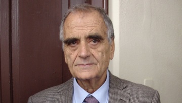 Γιατί δεν καταργείται ο ΦΠΑ των δικηγόρων;