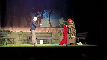 «Το παγκάκι», του Γιώργου Κιμούλη  στο κινηματοθέατρο “Μετροπόλ”