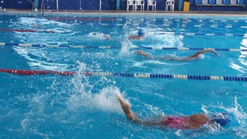 Κολυμβητική παιδεία στα σχολεία της Ρόδου 