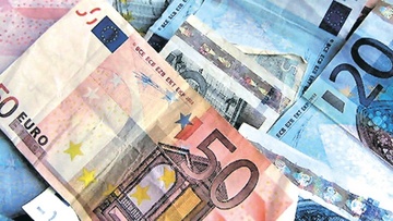 Εξαπάτησαν ηλικιωμένο  και του “έφαγαν” 9.000 ευρώ 