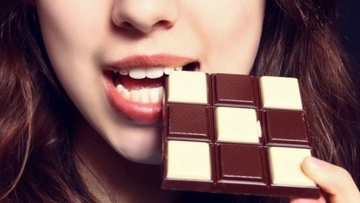 Τρώμε σοκολάτα  για καλύτερη λειτουργία του εγκεφάλου!