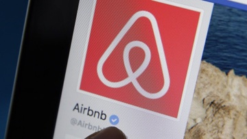 Απογείωση των Airbnb στην Ελλάδα το καλοκαίρι