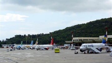 Μέτρα για αεροπορική σύνδεση με τα νησιά