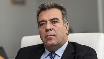 Πρωτόκολλα ασφαλούς εισόδου των τουριστών προτείνει ο υφυπουργός Τουρισμού M. Κόνσολας