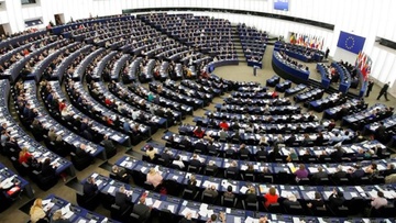 Ευρωκοινοβούλιο: Ζητεί από Κομισιόν σχέδιο δράσης για τη διάσωση του τουρισμού