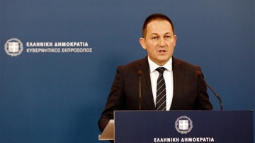 Πέτσας για Ερντογάν: Αποδεικνύει ξανά ποιος είναι ο ταραξίας