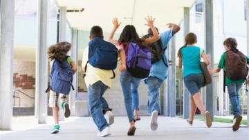 Α ΕΛΜΕ Δωδεκανήσου: Τι ζητάει από ΡΟΔΑ και ΚΤΕΛ για την ασφαλή μετακίνηση των μαθητών της Ρόδου