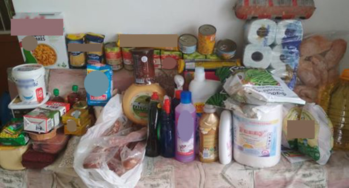 Τα τρόφιμα και τα είδη πρώτης ανάγκης που μοιράστηκαν στις οικογένειες