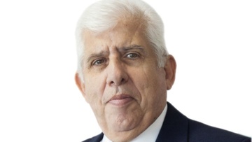 Θ. Στάμος: Με εντατικούς ρυθμούς προχωρά ο καθαρισμός των παραλιών της Ρόδου