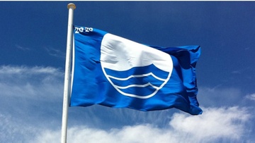 Οι Γαλάζιες Σημαίες θα κυματίζουν και φέτος στα Atrium Hotels